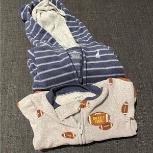 2 pajamas Carters Newborn NB pajamas footed